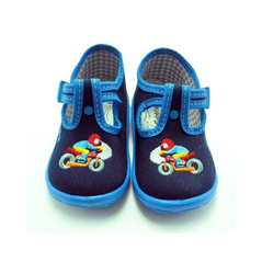 Detské veselé textilné papučky, prezuvky modré s výšivkou motorky a ortopedickou stielko